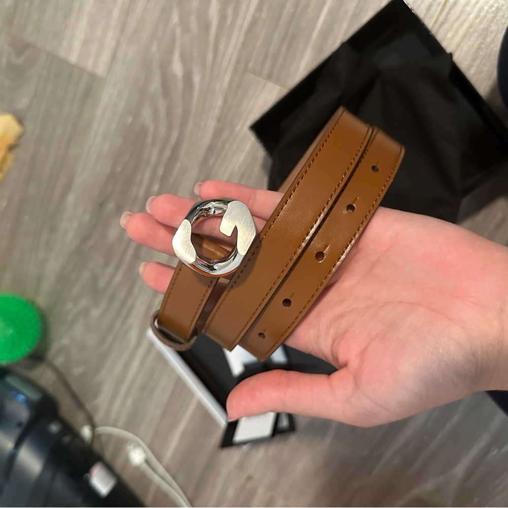 Brown women’s belt